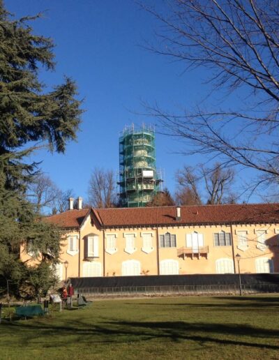 Noleggio ponteggi montaggio ponteggi progettazione ponteggi edificio storico Varese